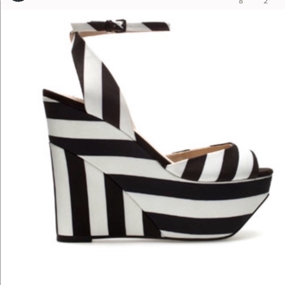 Zara Shoes - NWOT HP🥳 Zara Black & White Striped Platforms